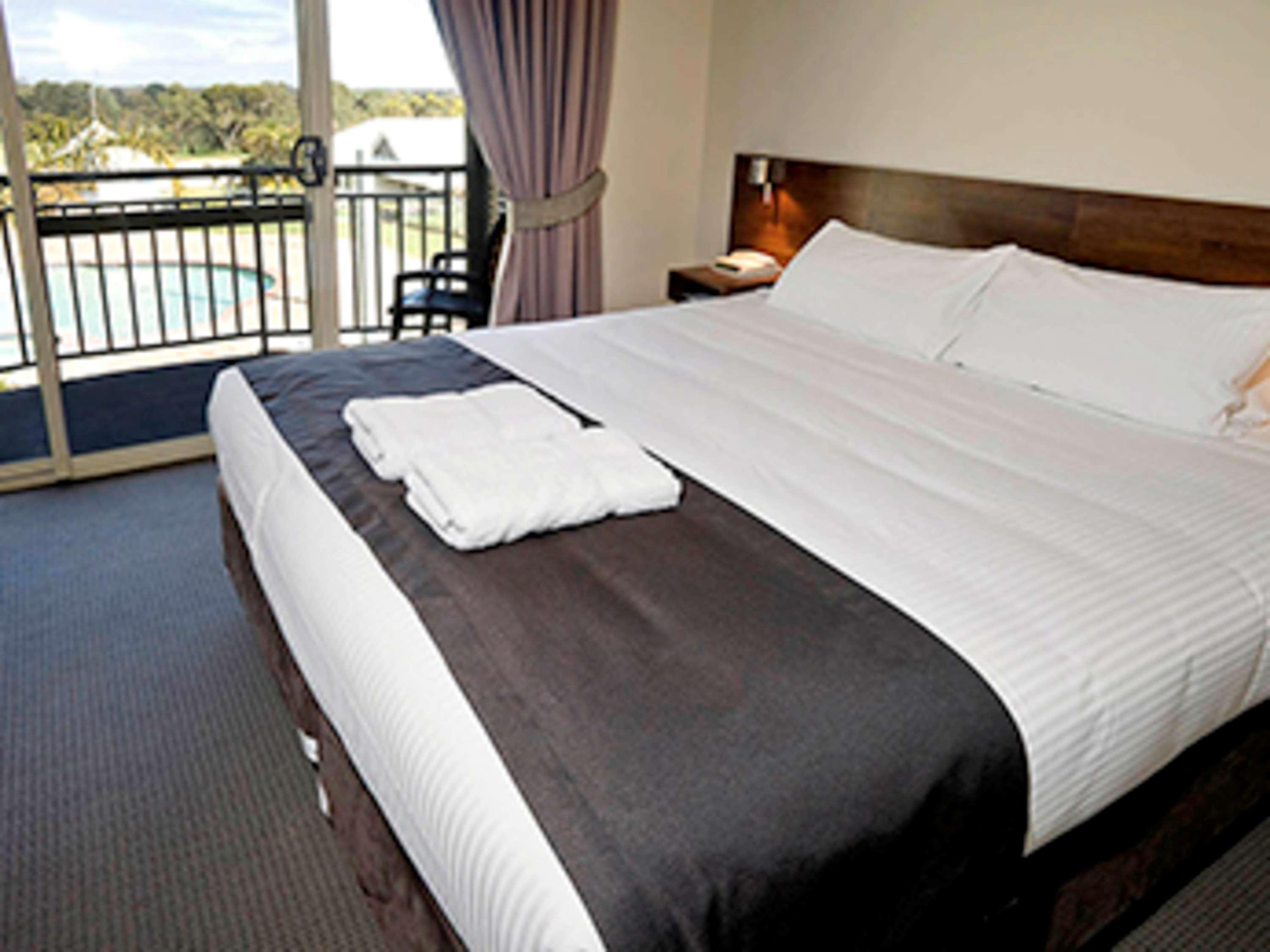Mercure Bunbury Sanctuary Golf Resort Екстер'єр фото