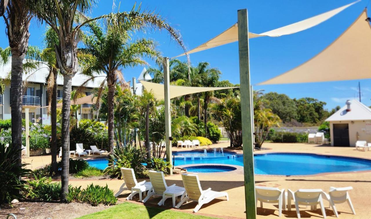 Mercure Bunbury Sanctuary Golf Resort Екстер'єр фото