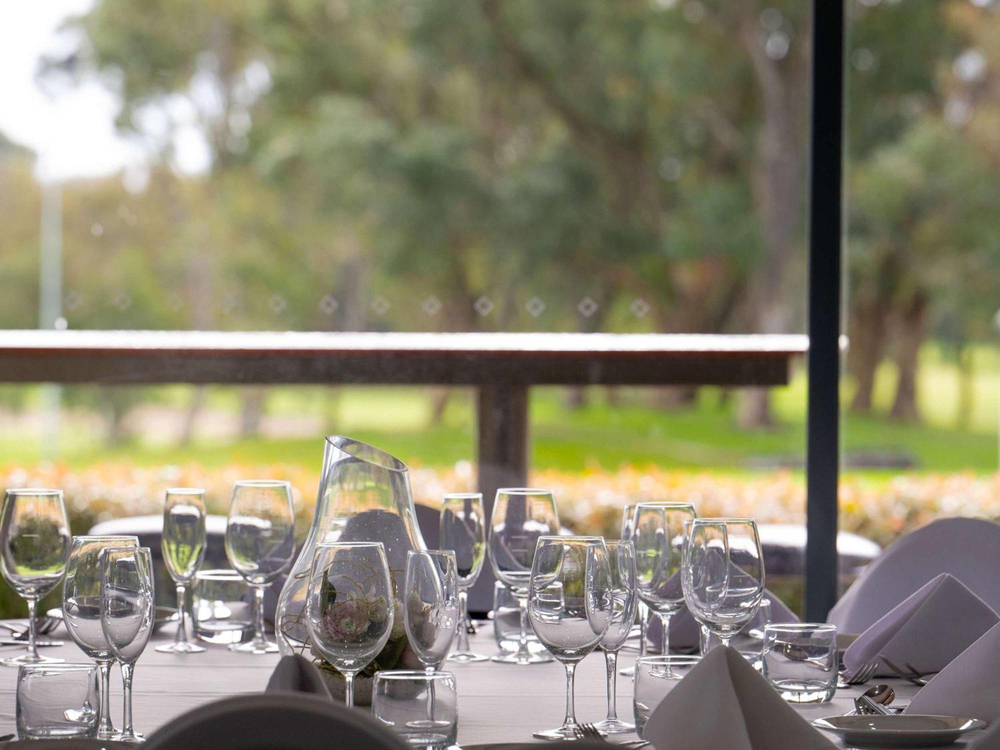 Mercure Bunbury Sanctuary Golf Resort Екстер'єр фото