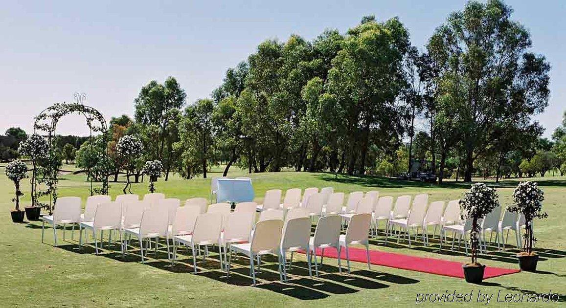 Mercure Bunbury Sanctuary Golf Resort Екстер'єр фото