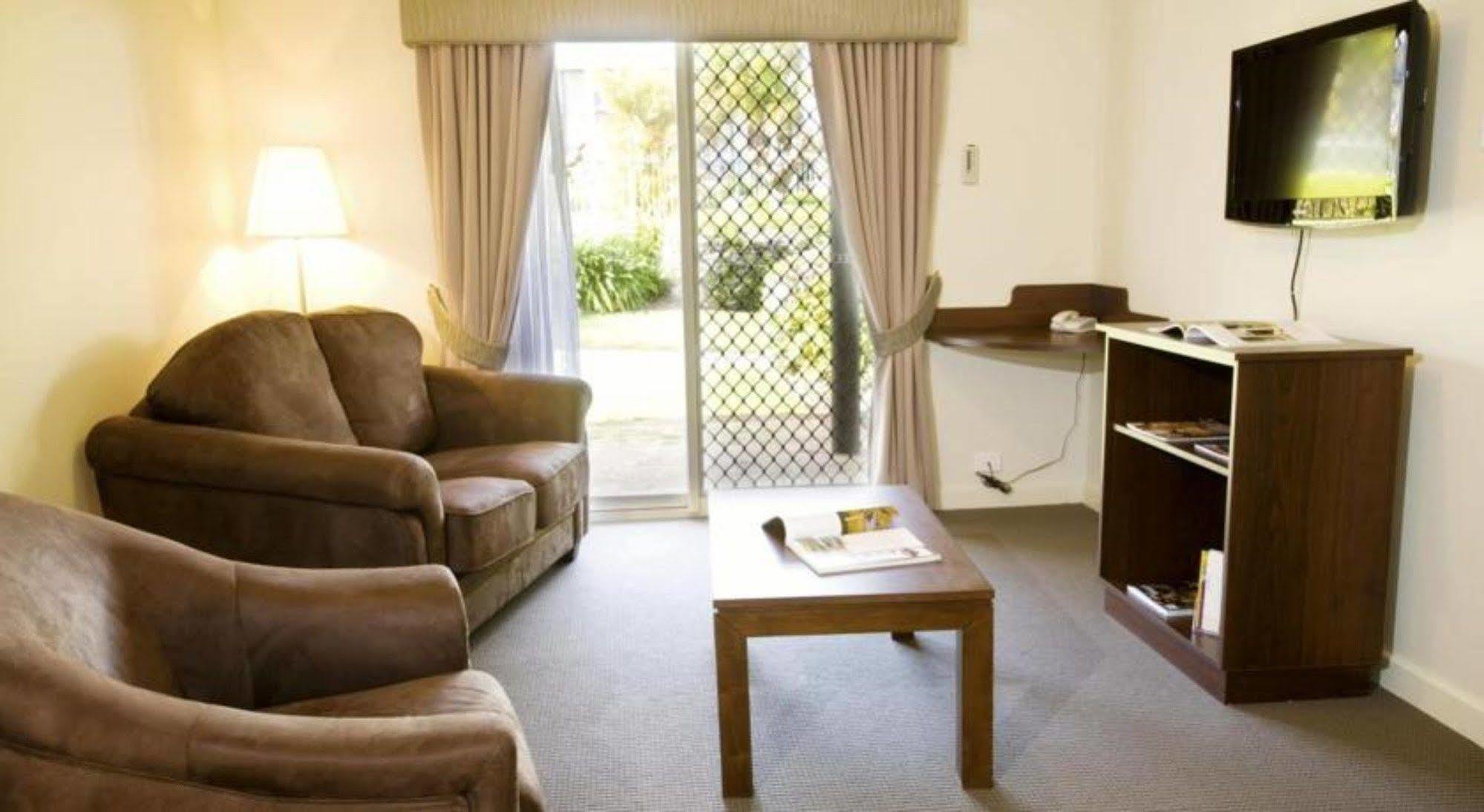 Mercure Bunbury Sanctuary Golf Resort Екстер'єр фото